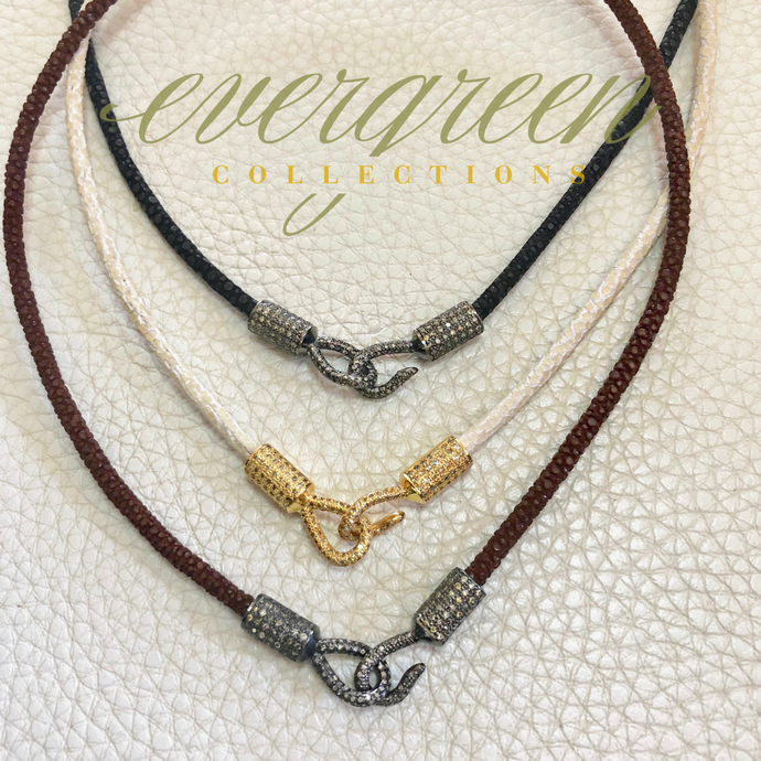 Stingray Choker with Pave Diamond Hook and Eye