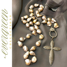 Load image into Gallery viewer, Pave Diamond Cross